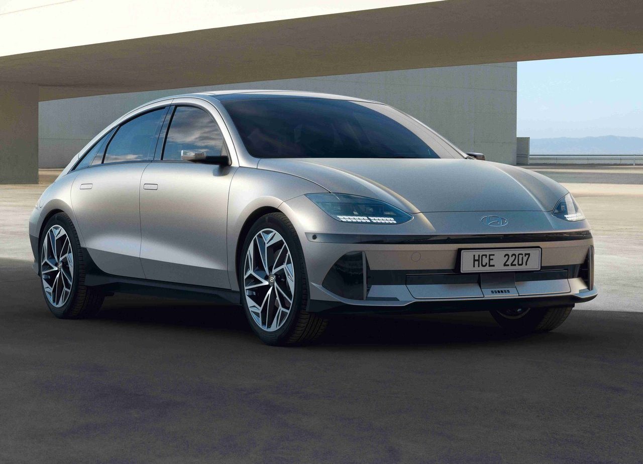 HYUNDAI IONIQ 6, foto 1