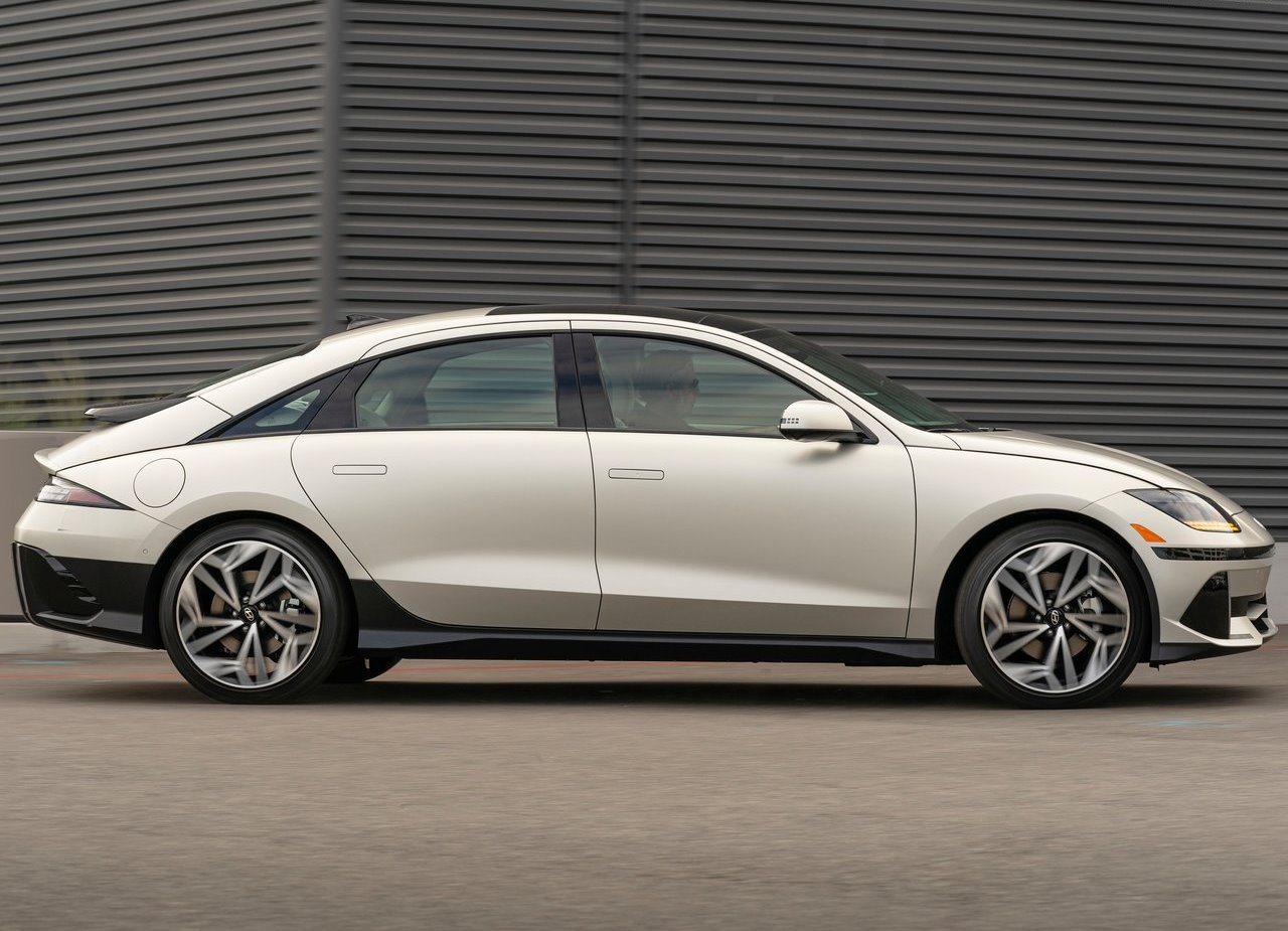 HYUNDAI IONIQ 6, foto 37