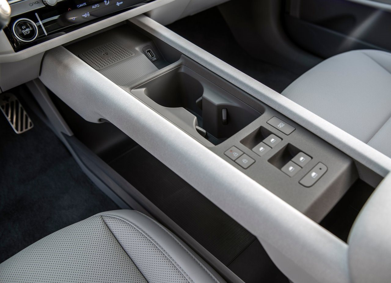HYUNDAI IONIQ 6, foto 97