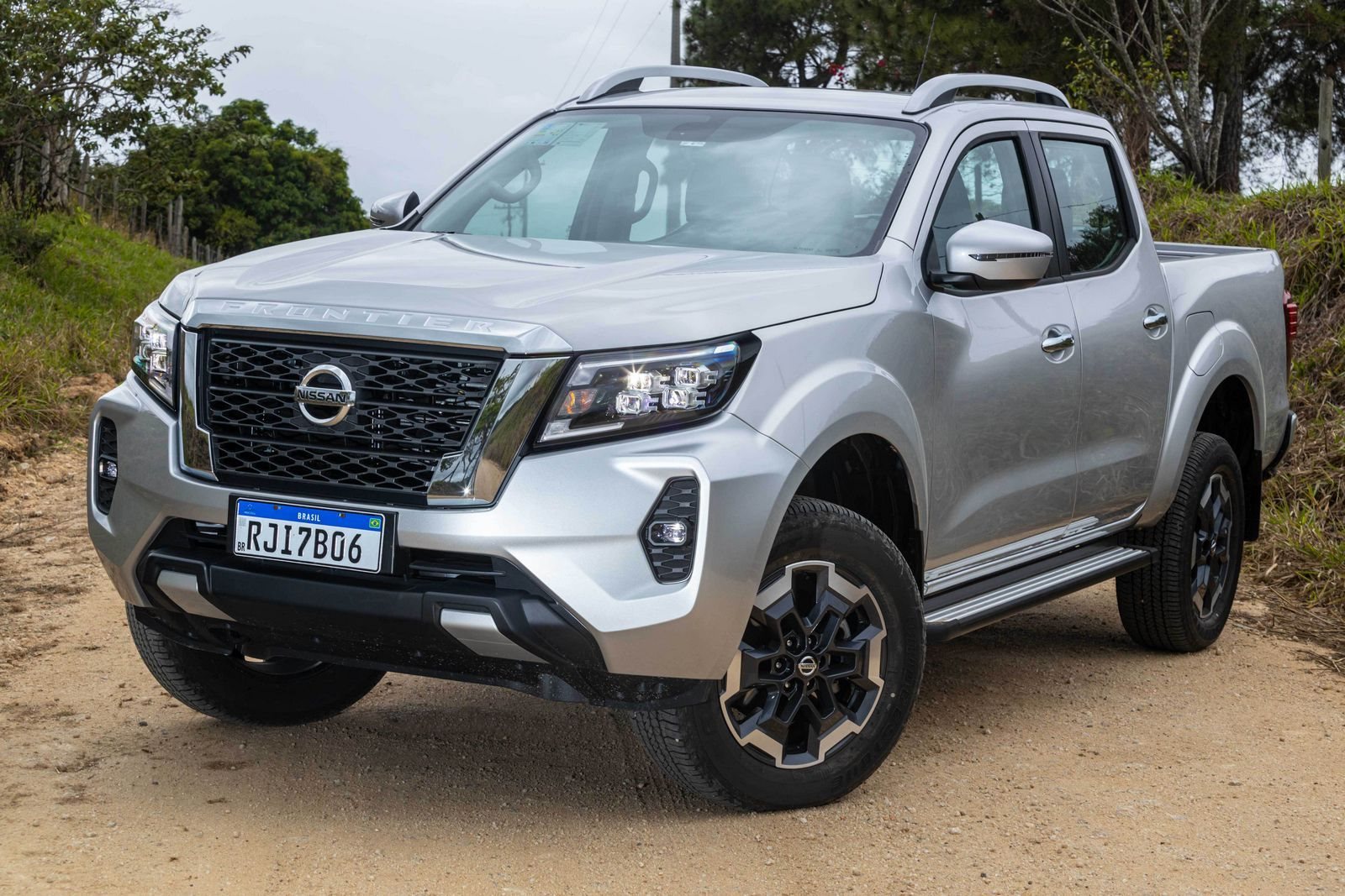 NISSAN FRONTIER XE, foto 1