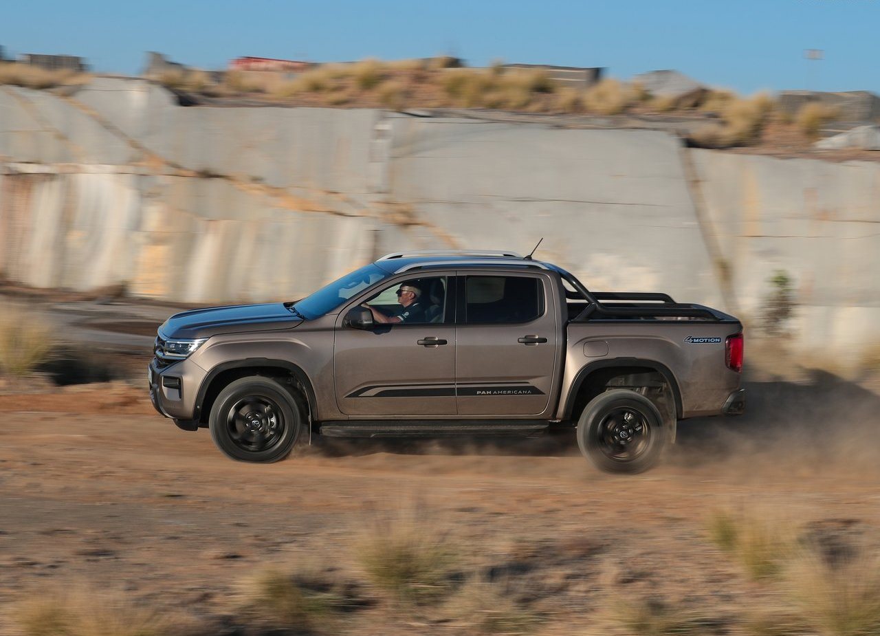 2023 - VOLKSWAGEN AMAROK, foto 32