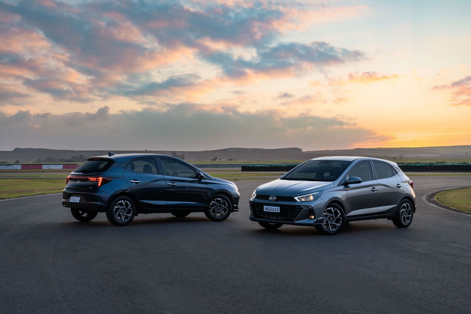 HYUNDAI HB20, foto 1