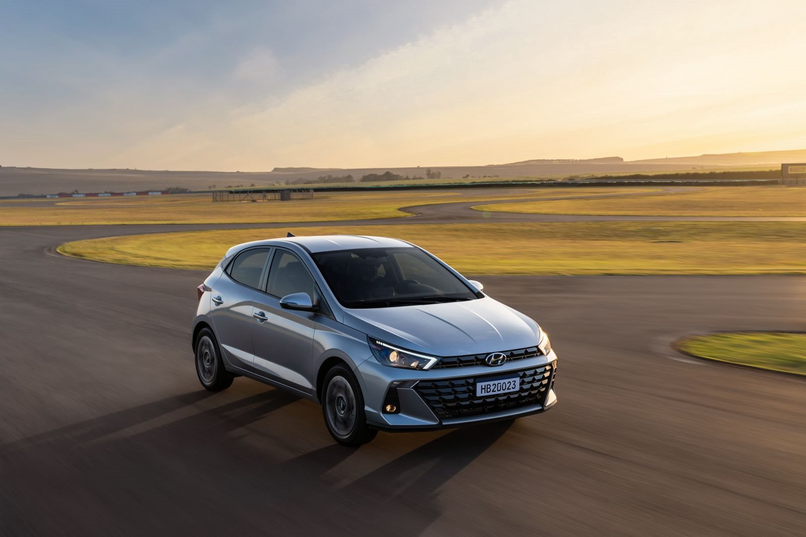 HYUNDAI HB20, foto 2