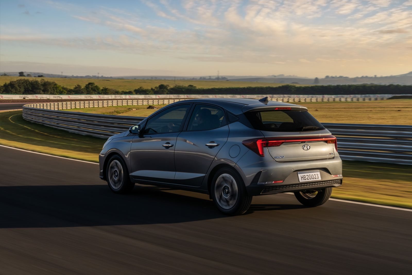 HYUNDAI HB20, foto 6