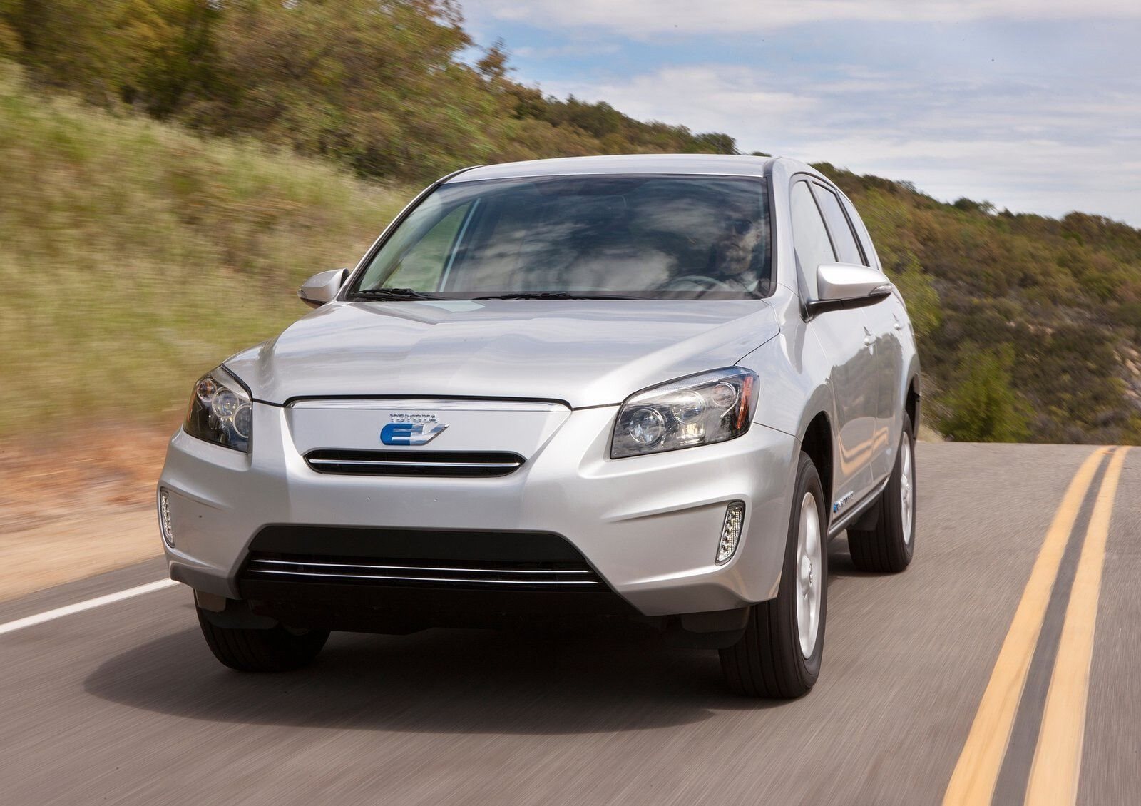 TOYOTA RAV4 EV, foto 9