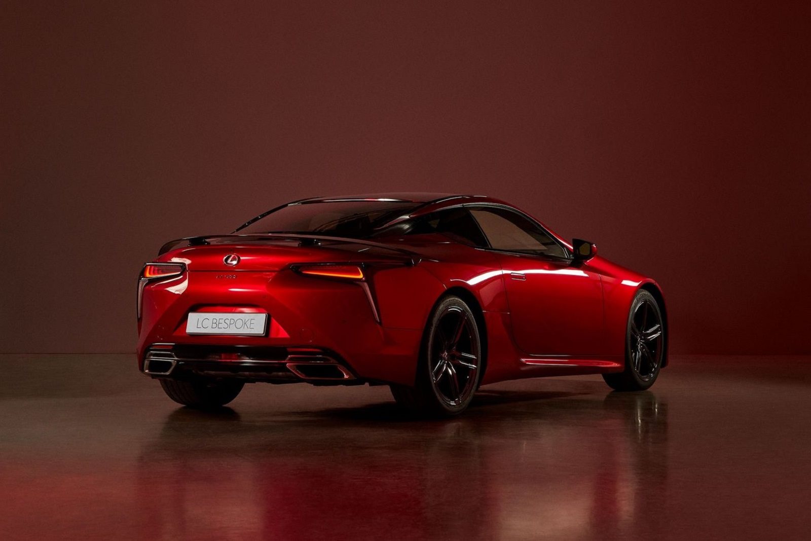 LEXUS LC 500 V8 BESPOKE CARBON, foto 2