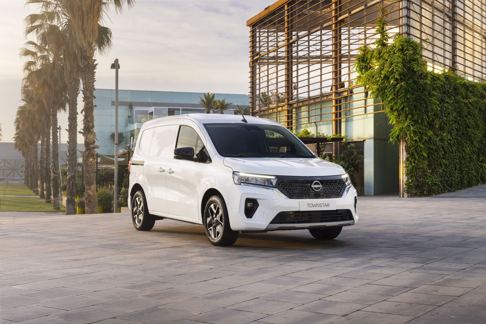 NISSAN TOWNSTAR EV, foto 14