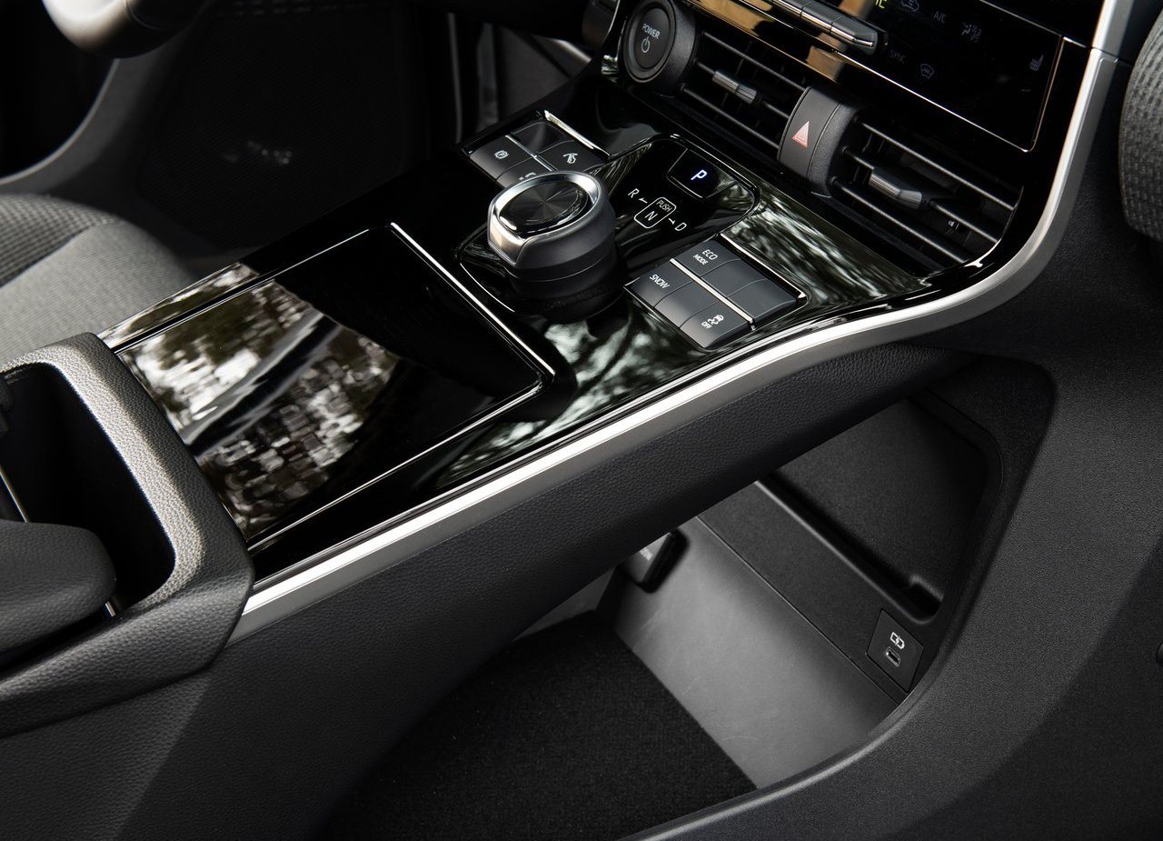 2023 - TOYOTA bZ4X XLE FWD US VERSION, foto 65