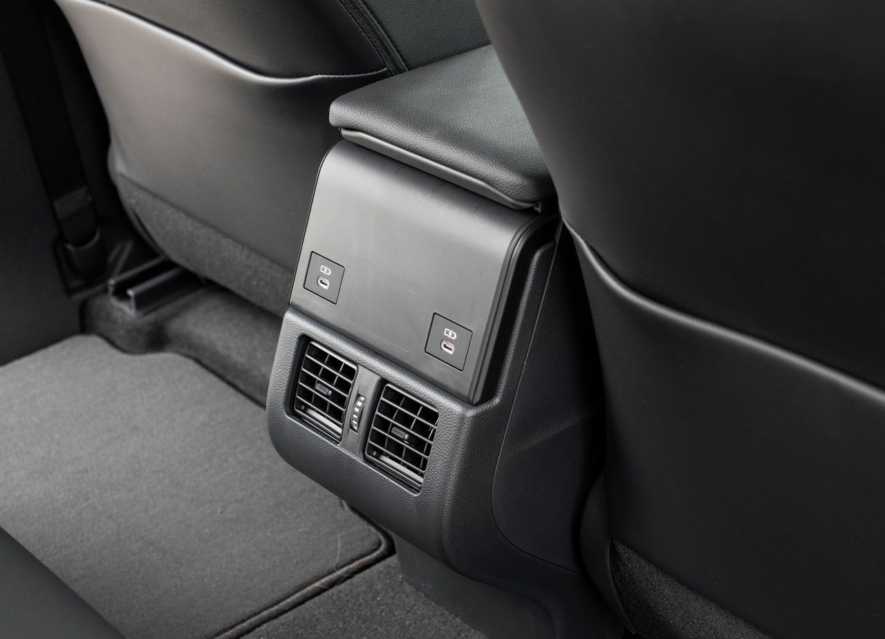 2023 - TOYOTA bZ4X XLE FWD US VERSION, foto 72
