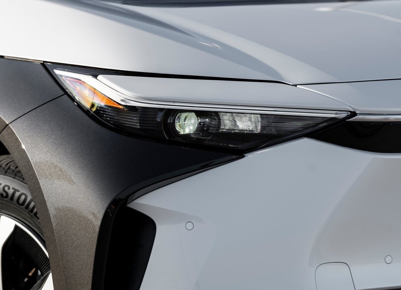 2023 - TOYOTA bZ4X XLE FWD US VERSION, foto 83