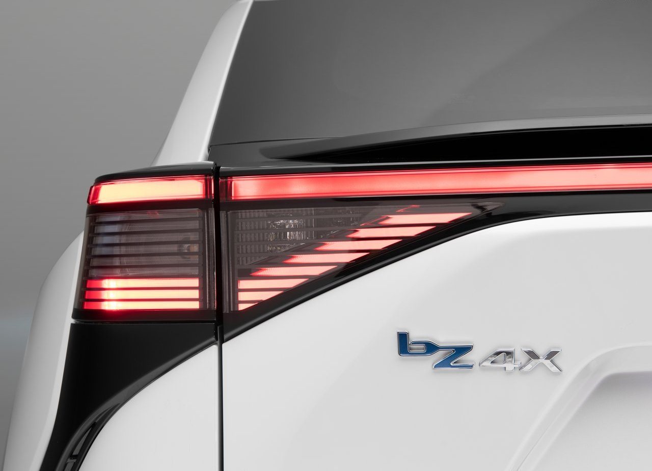 2023 - TOYOTA bZ4X XLE FWD US VERSION, foto 84