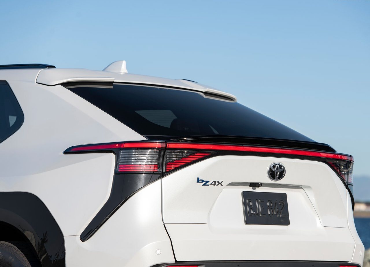 2023 - TOYOTA bZ4X XLE FWD US VERSION, foto 86