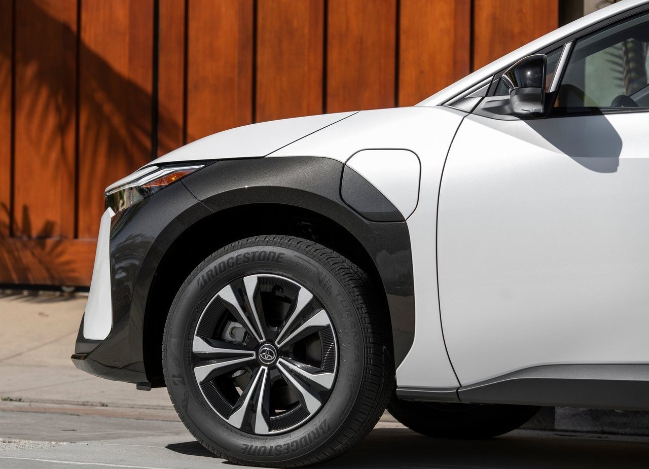 2023 - TOYOTA bZ4X XLE FWD US VERSION, foto 89