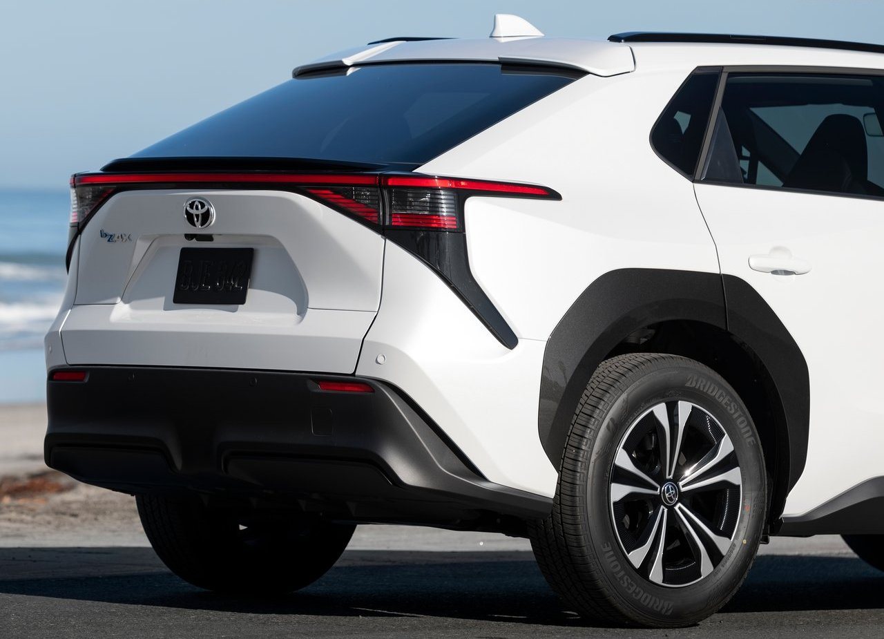 2023 - TOYOTA bZ4X XLE FWD US VERSION, foto 92