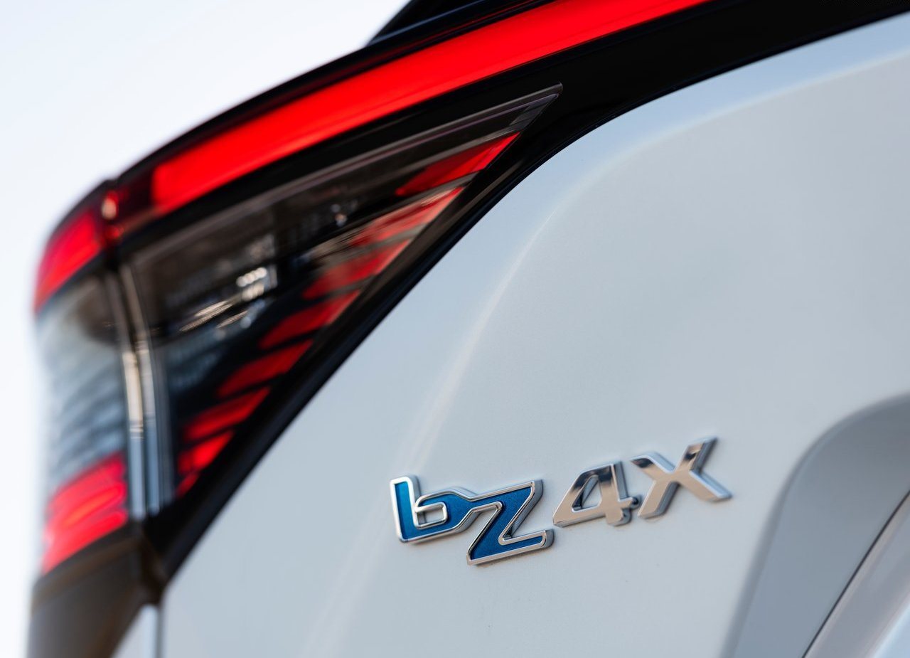 2023 - TOYOTA bZ4X XLE FWD US VERSION, foto 94