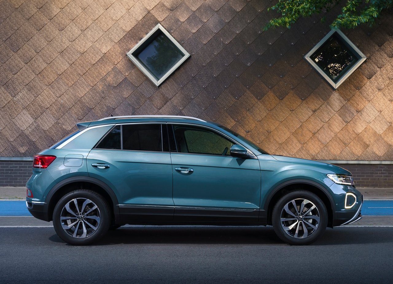 2022 - VOLKSWAGEN T-ROC UK VERSION, foto 10