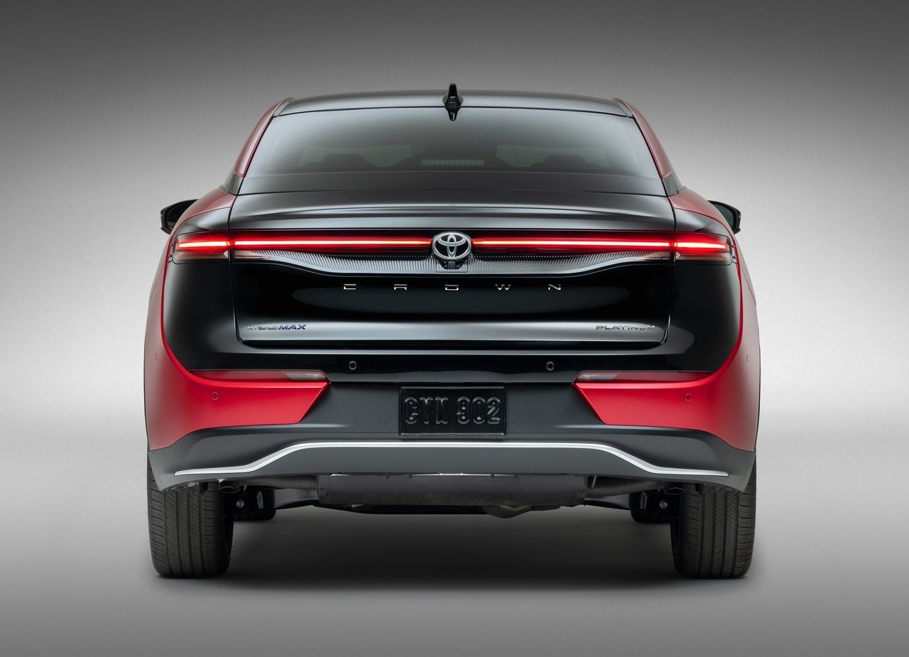 TOYOTA CROWN, foto 16