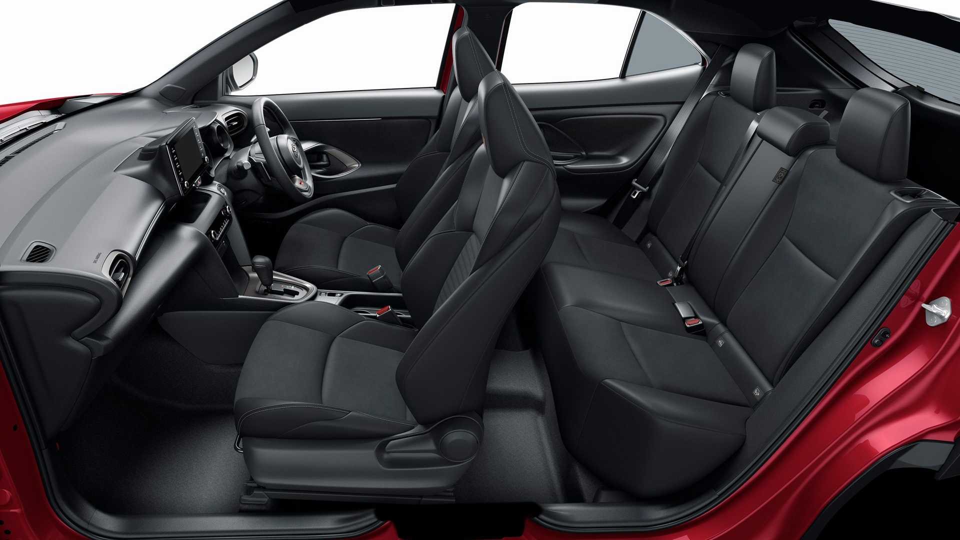 2023 - TOYOTA YARIS CROSS GR SPORT, foto 22