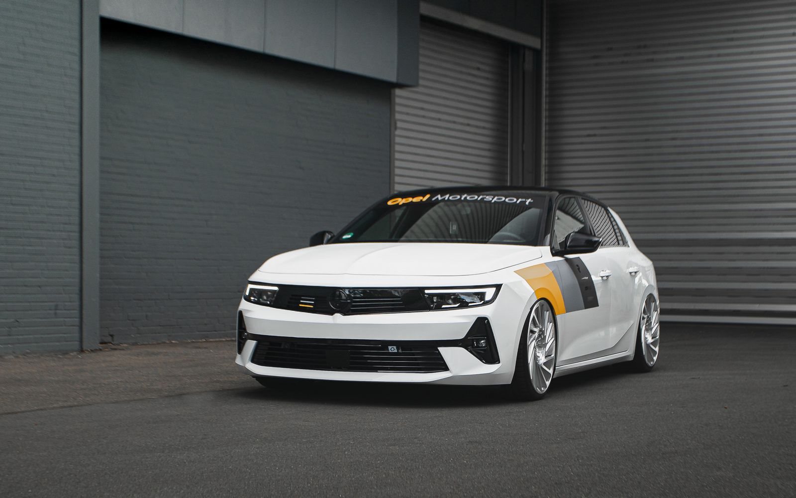 OPEL ASTRA PHEV BY XS, foto 1