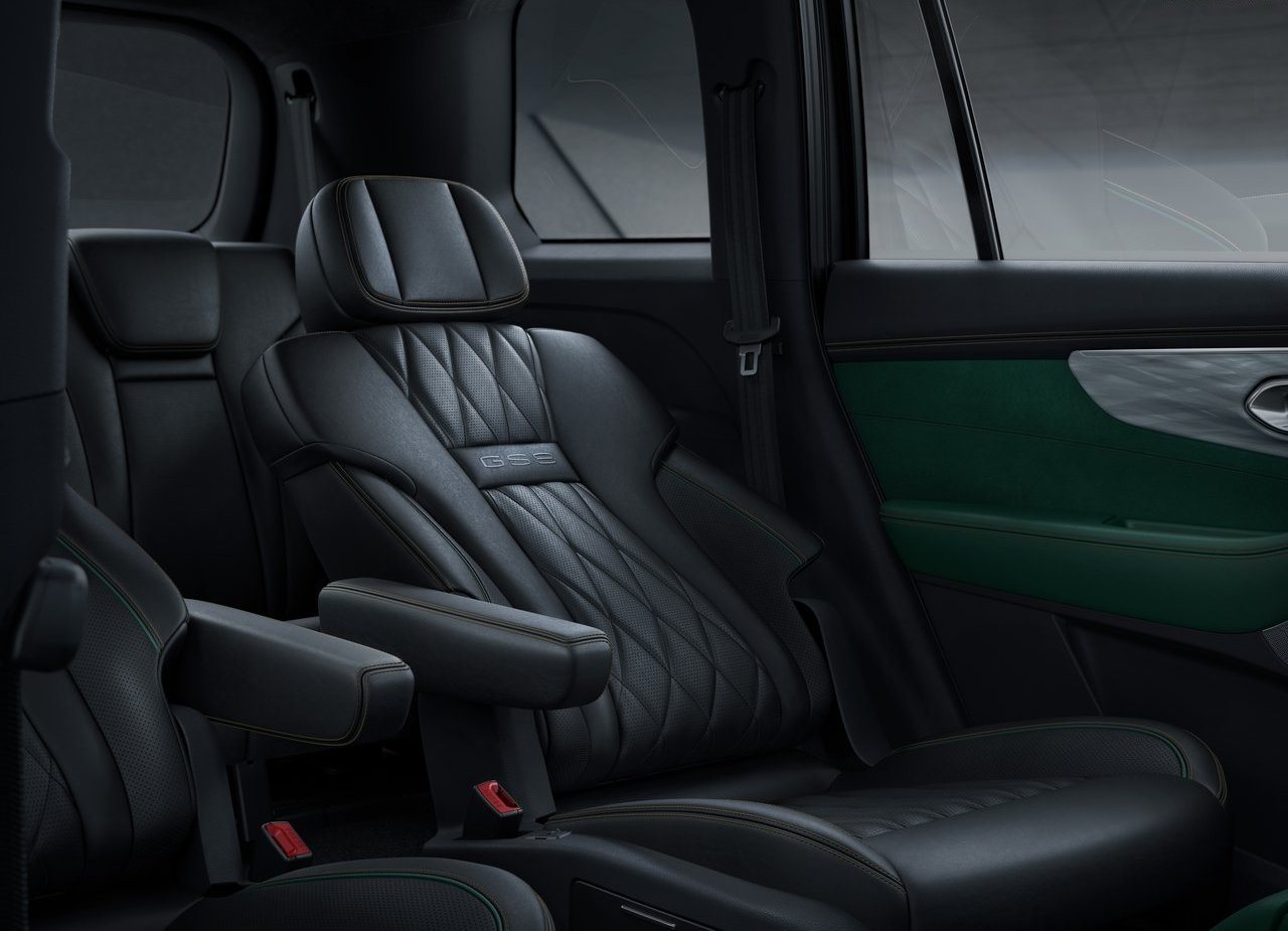 2022 - GAC GS8, foto 64