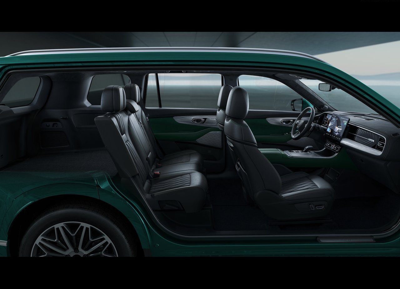 2022 - GAC GS8, foto 88