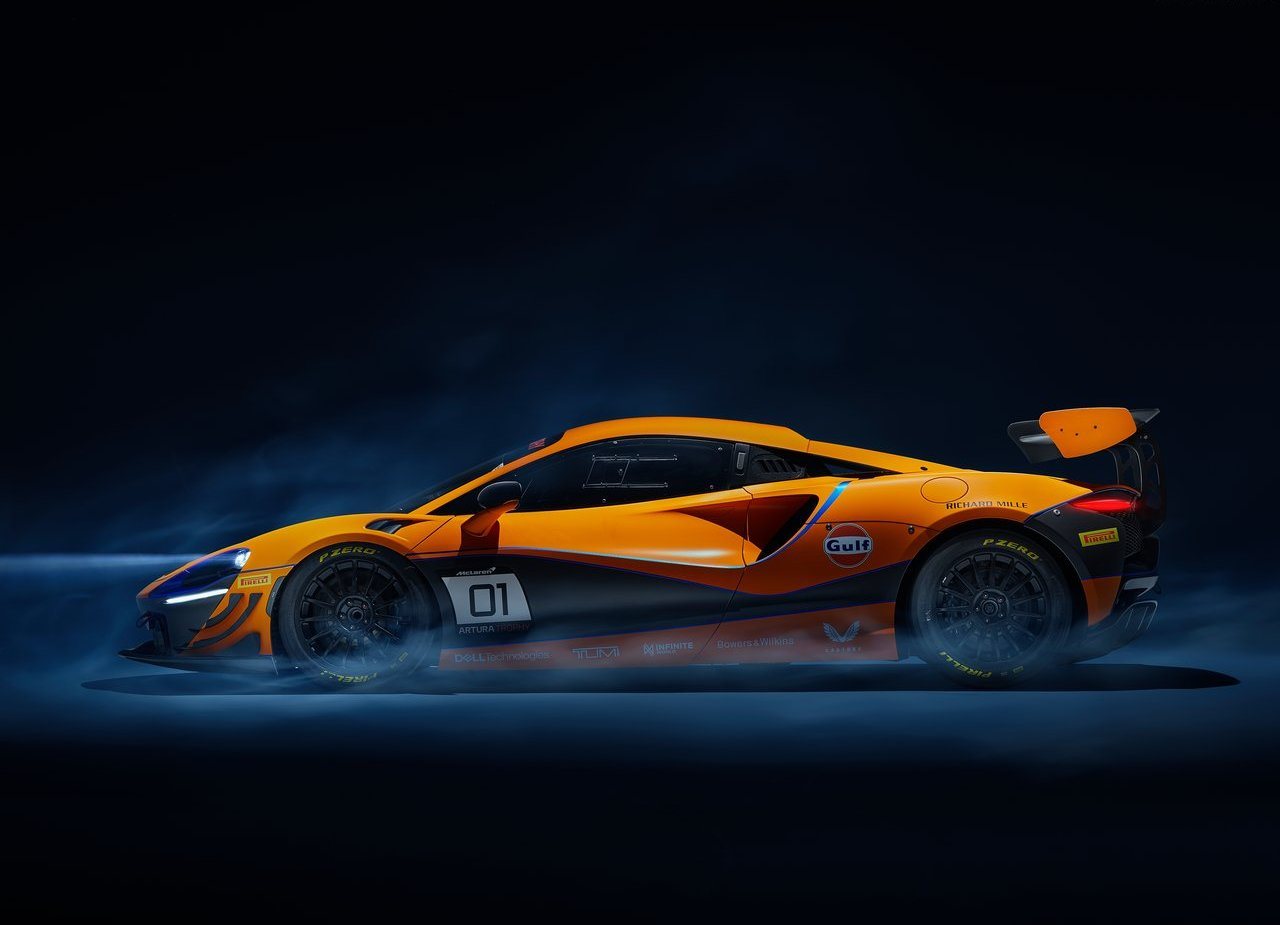 McLAREN ARTURA TROPHY RACECAR, foto 2