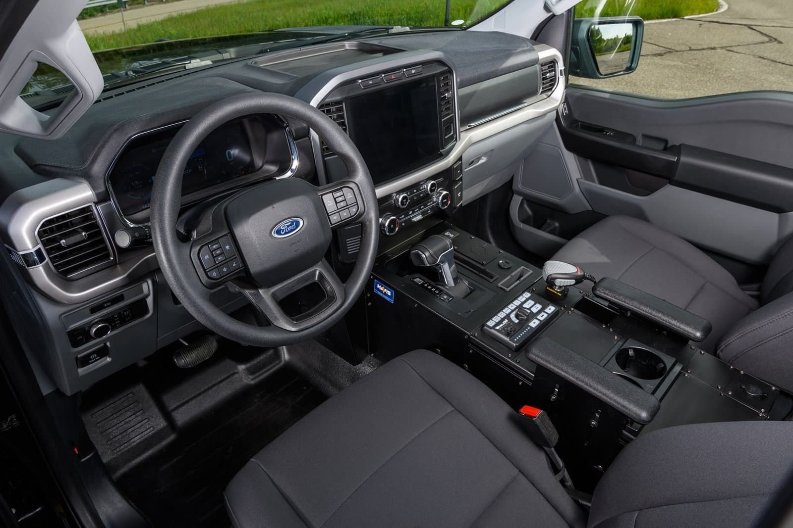 FORD F-150 LIGHTNING PRO SSV, foto 3