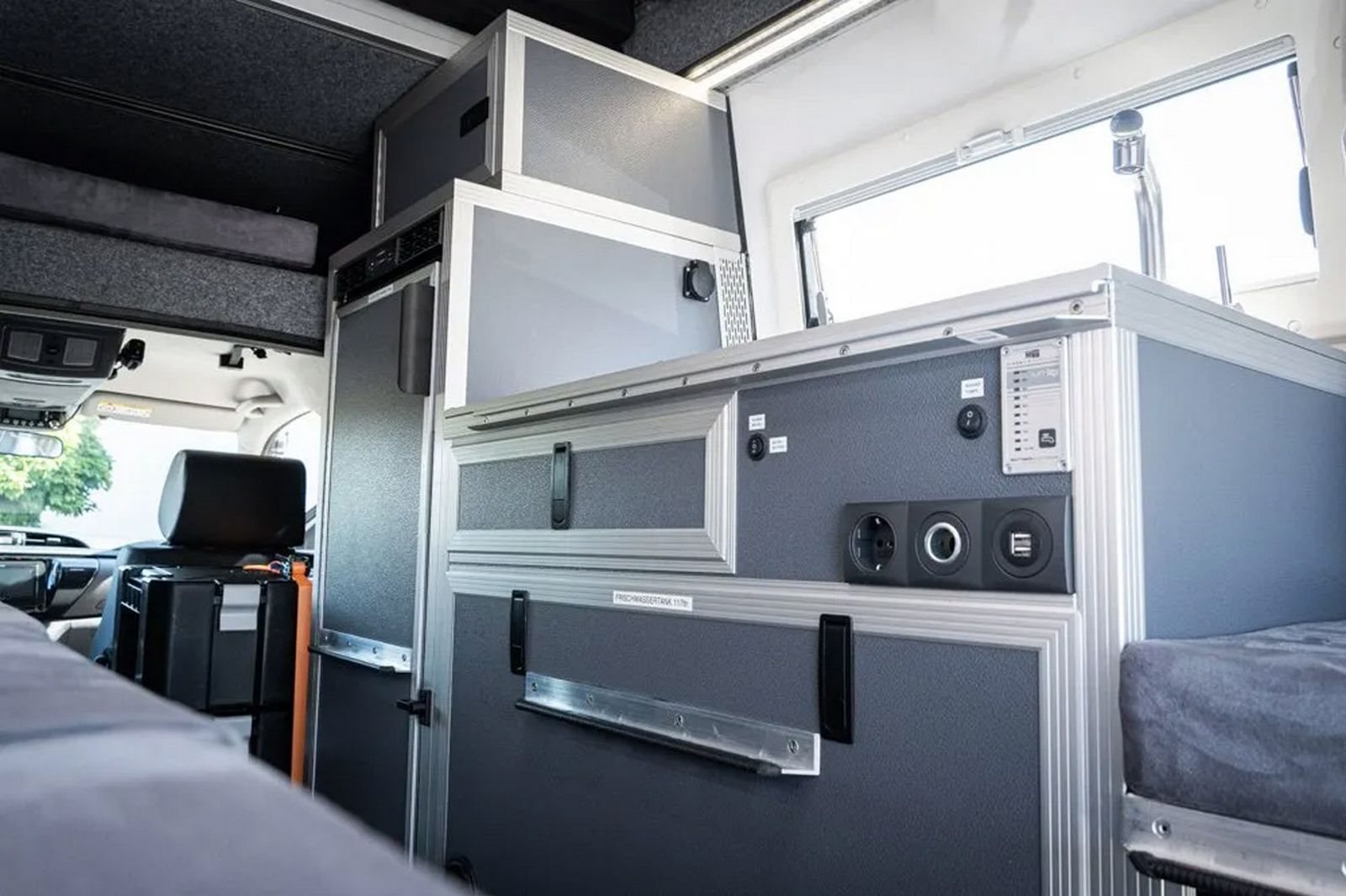 2022 - TOYOTA HILUX BUSH CAMPER, foto 16