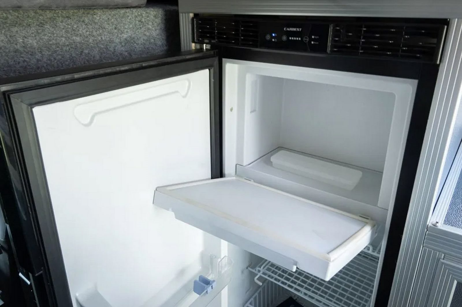2022 - TOYOTA HILUX BUSH CAMPER, foto 18