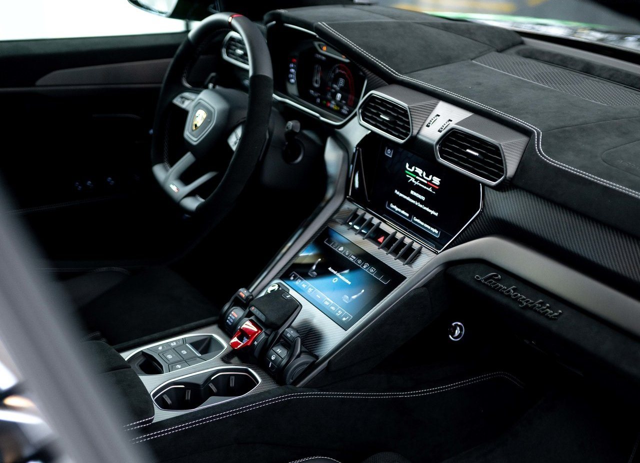 LAMBORGHINI URUS PERFORMANTE, foto 51