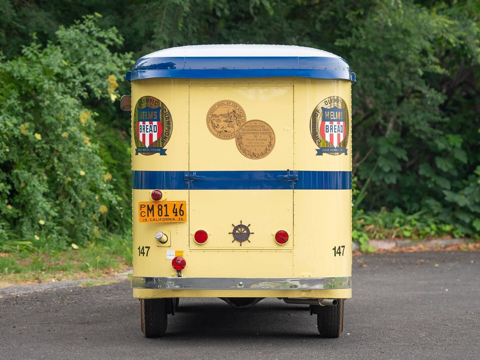 TWIN COACH HELMS BAKERY DELIVERY TRUCK, foto 8