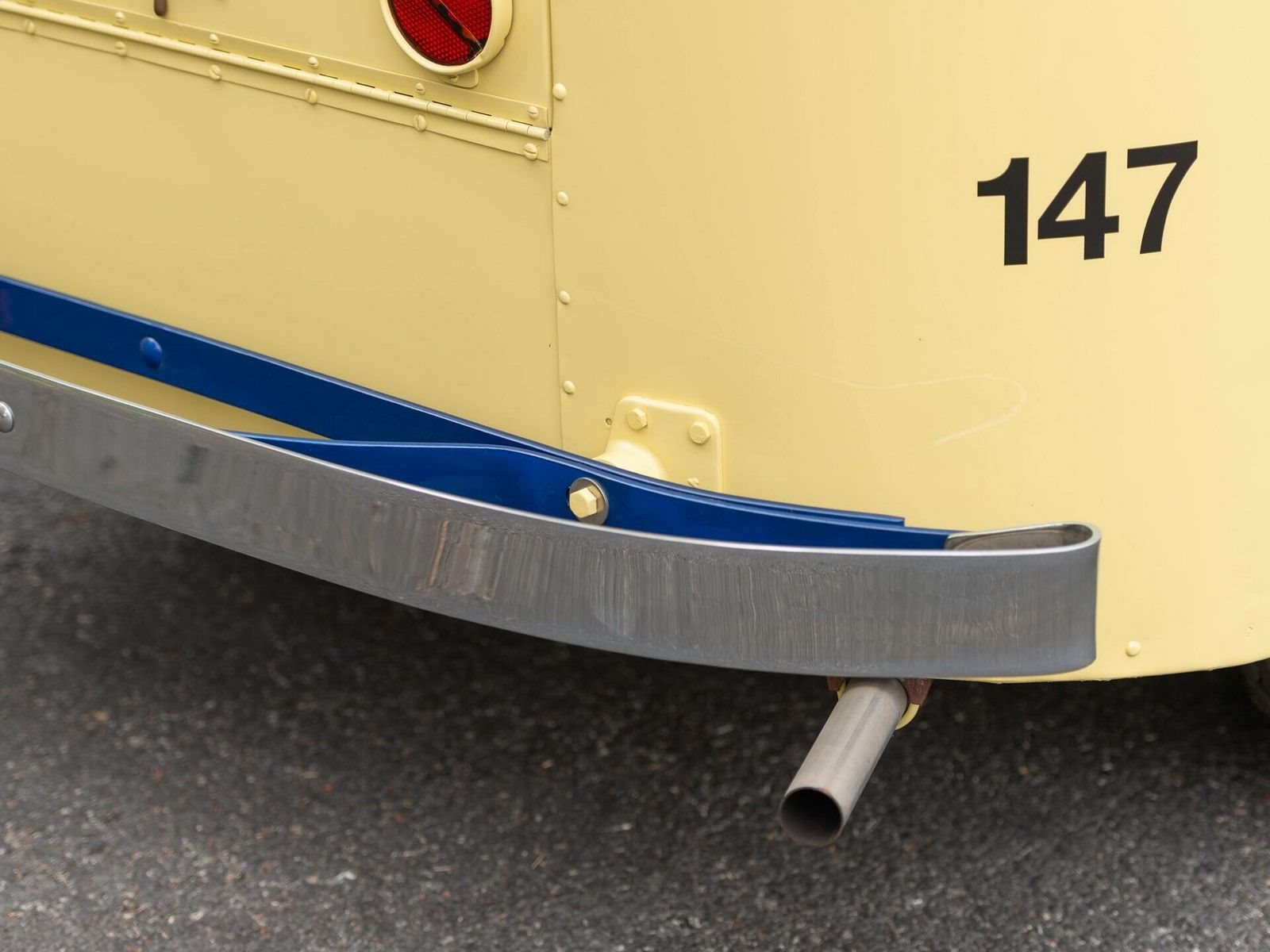 TWIN COACH HELMS BAKERY DELIVERY TRUCK, foto 38