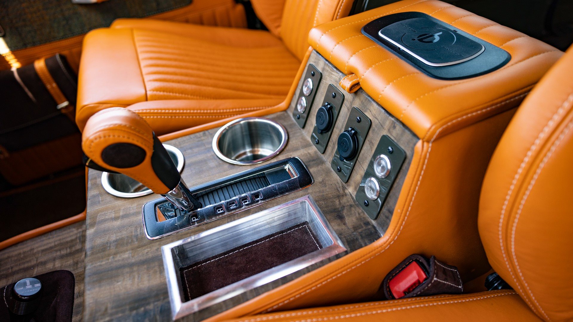 2022 - LAND ROVER DEFENDER ‘PROJECT MR. O’ BY ECD, foto 14