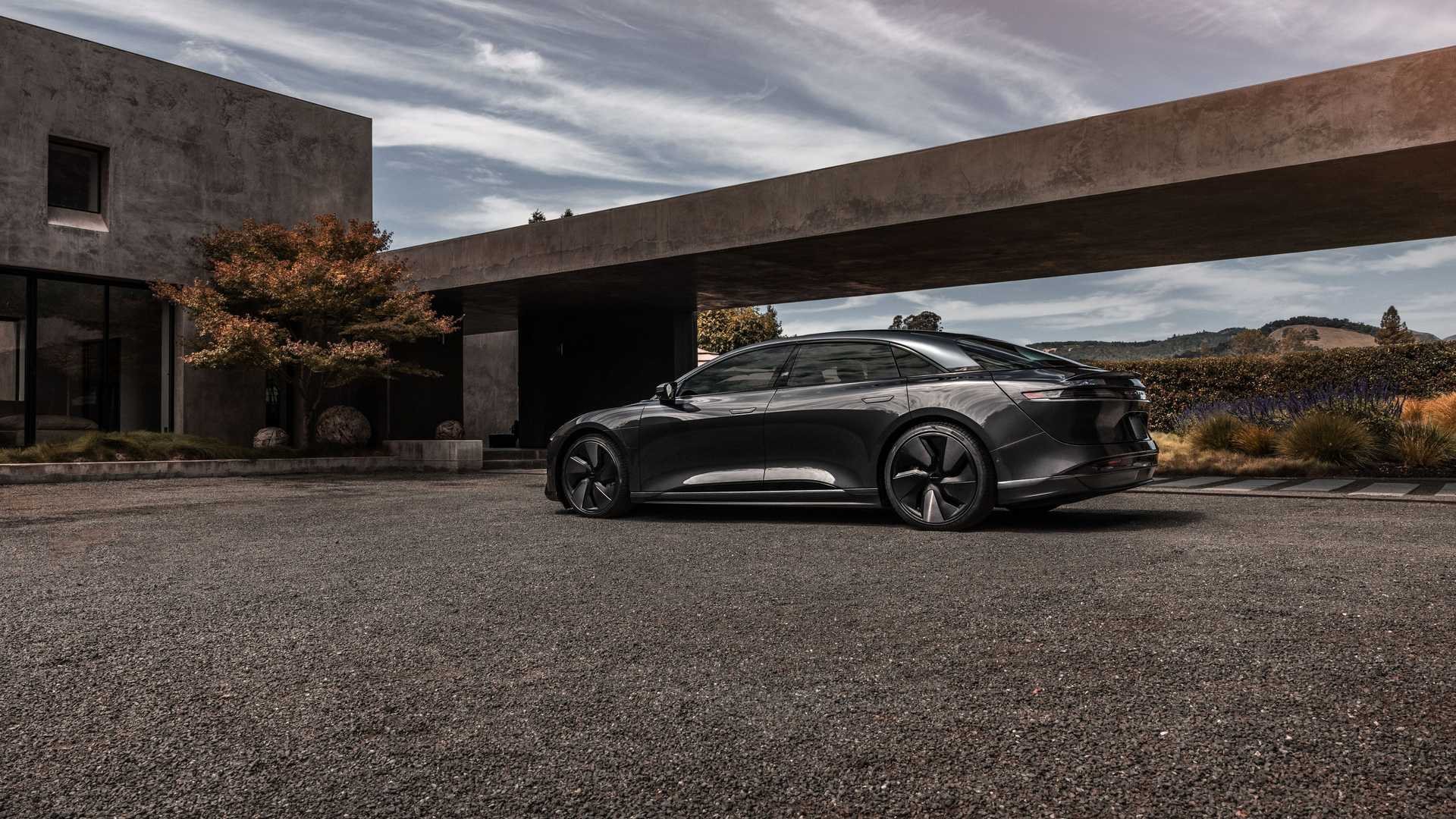 LUCID AIR STEALTH LOOK, foto 11