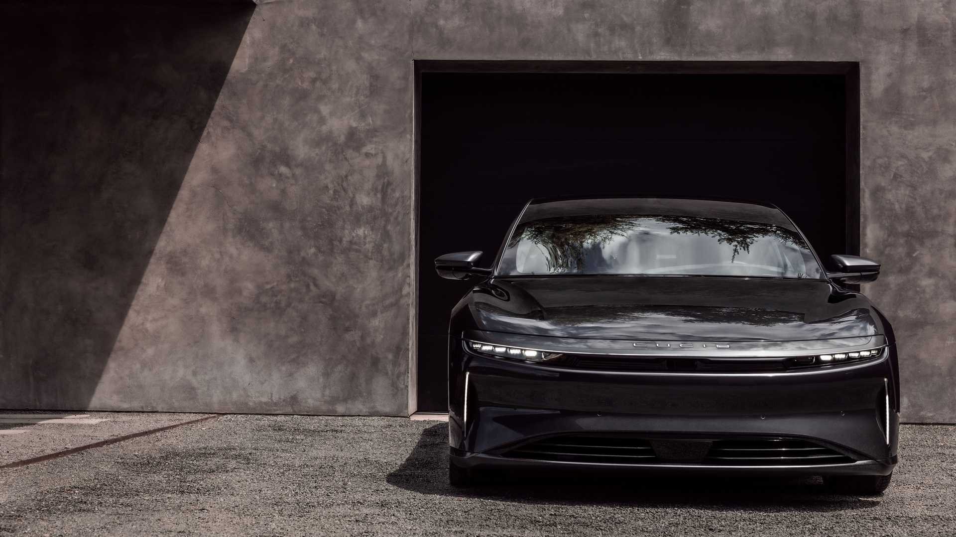 LUCID AIR STEALTH LOOK, foto 12