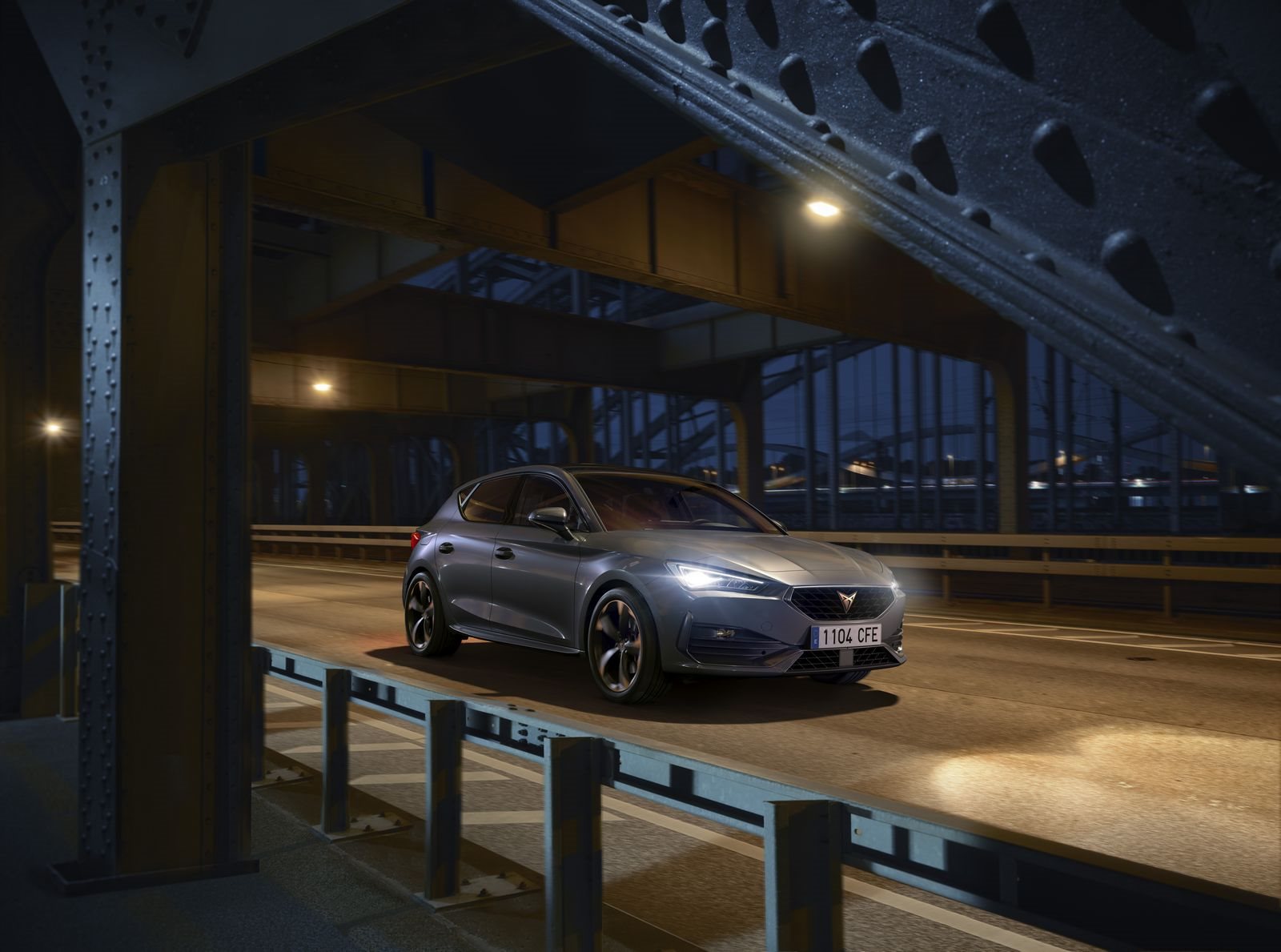 CUPRA LEÓN 1.5 eTSI 150 CV DSG, foto 1