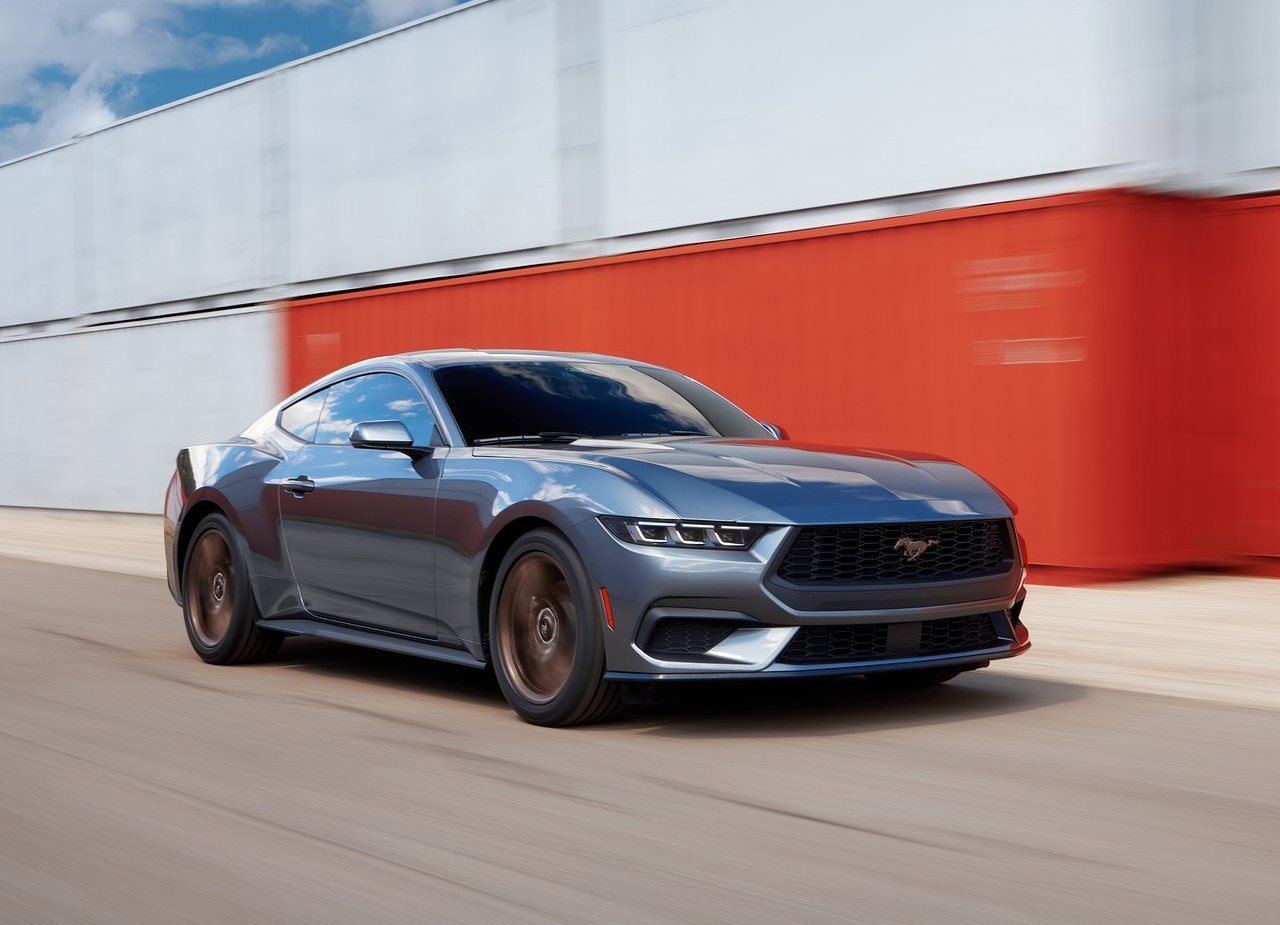 FORD MUSTANG, foto 2