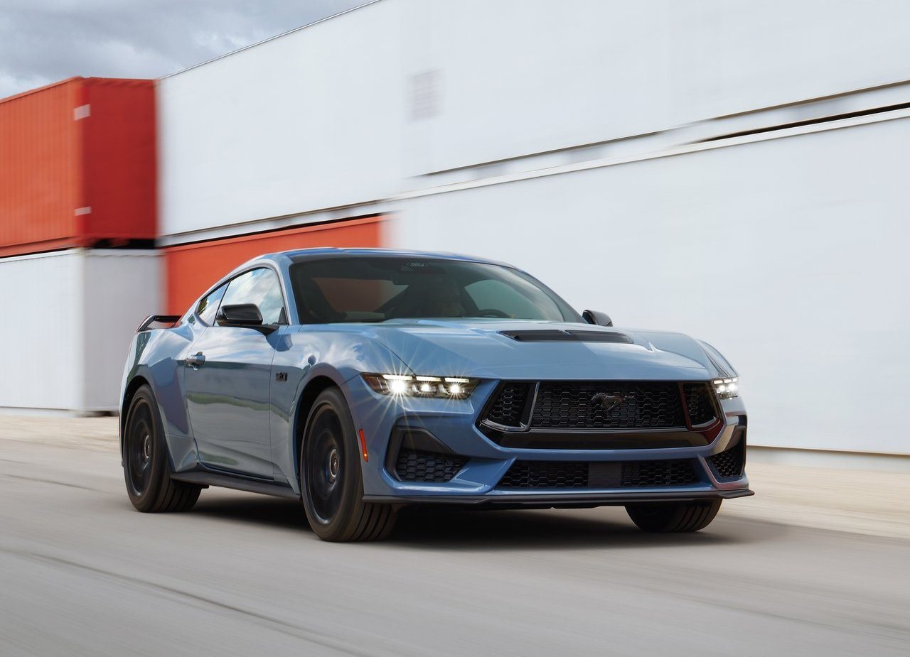 FORD MUSTANG GT, foto 2