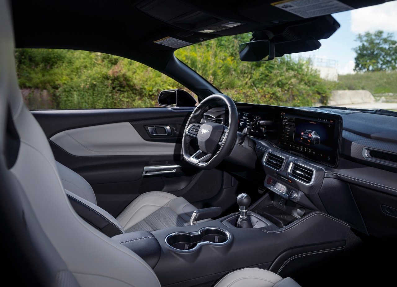 FORD MUSTANG GT, foto 13