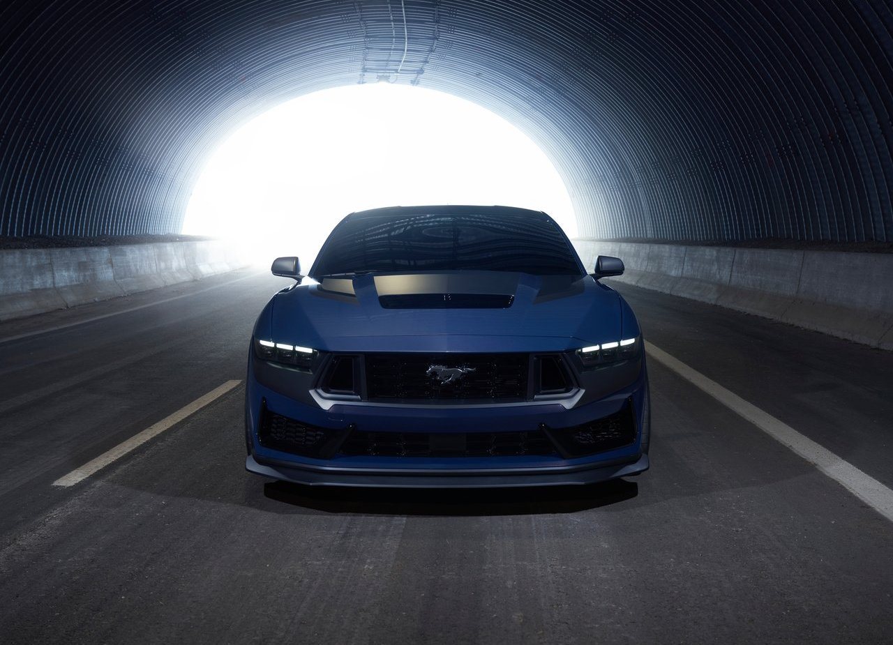 FORD MUSTANG DARK HORSE, foto 7