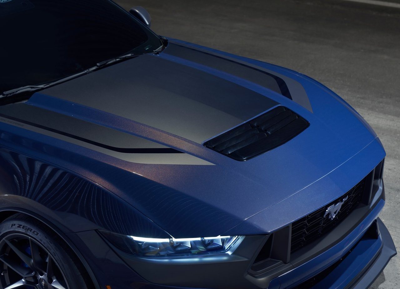 FORD MUSTANG DARK HORSE, foto 11