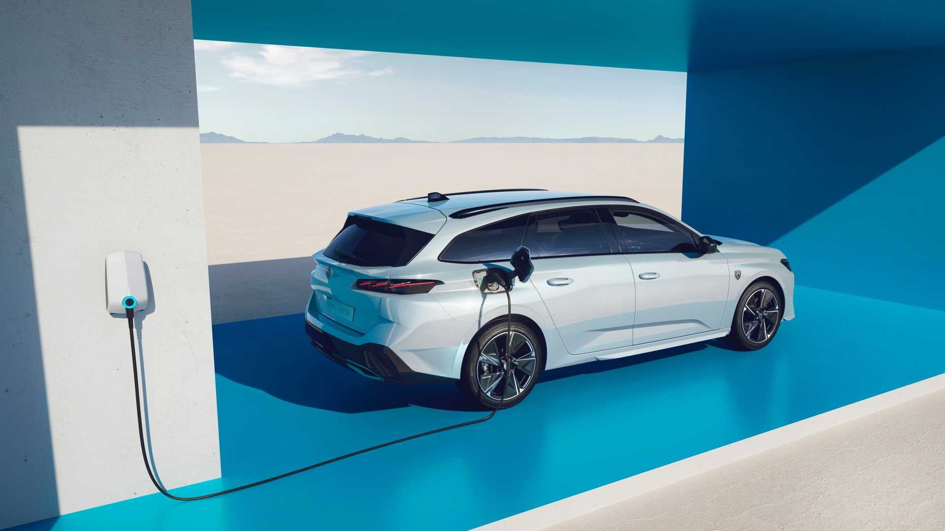 PEUGEOT E-308 & E-308 SW, foto 4