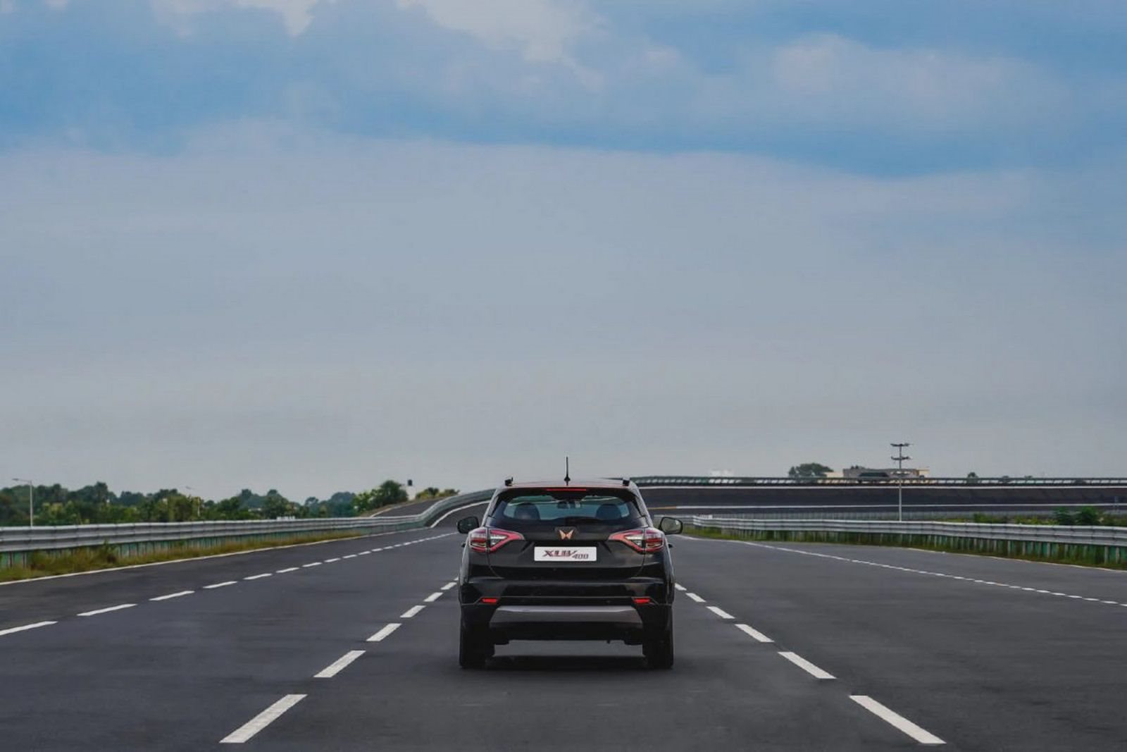 MAHINDRA XUV400, foto 15