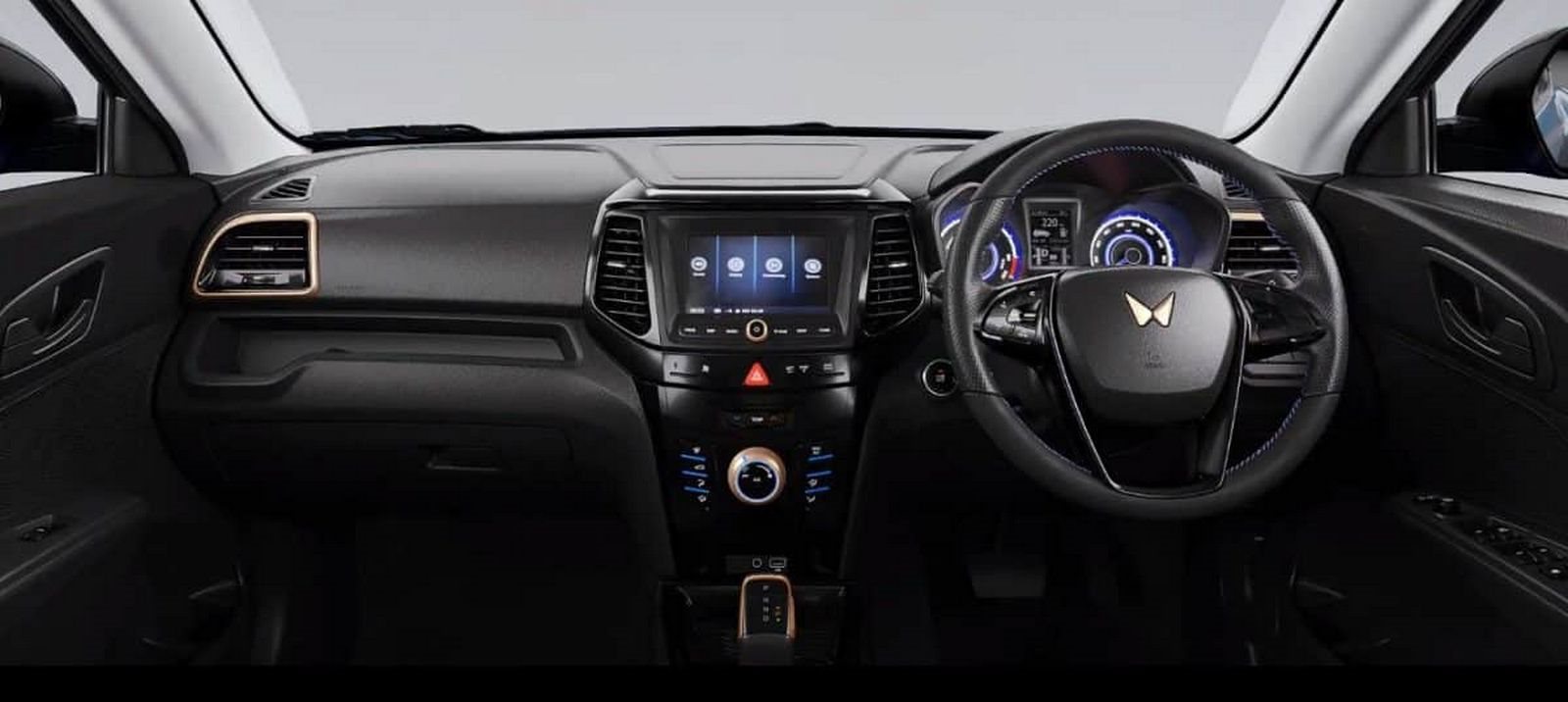 MAHINDRA XUV400, foto 21