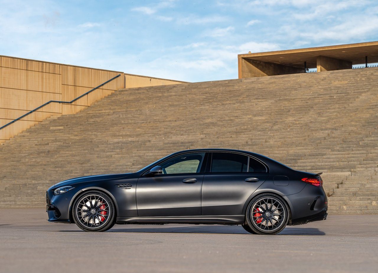 2023 - MERCEDES-AMG C 63 S E PERFORMANCE, foto 32