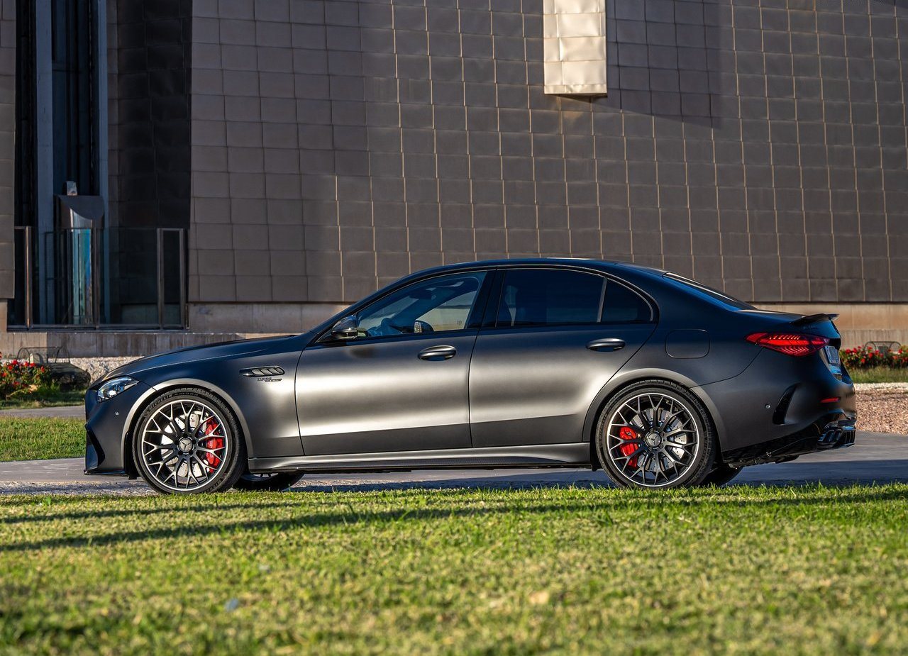 2023 - MERCEDES-AMG C 63 S E PERFORMANCE, foto 34