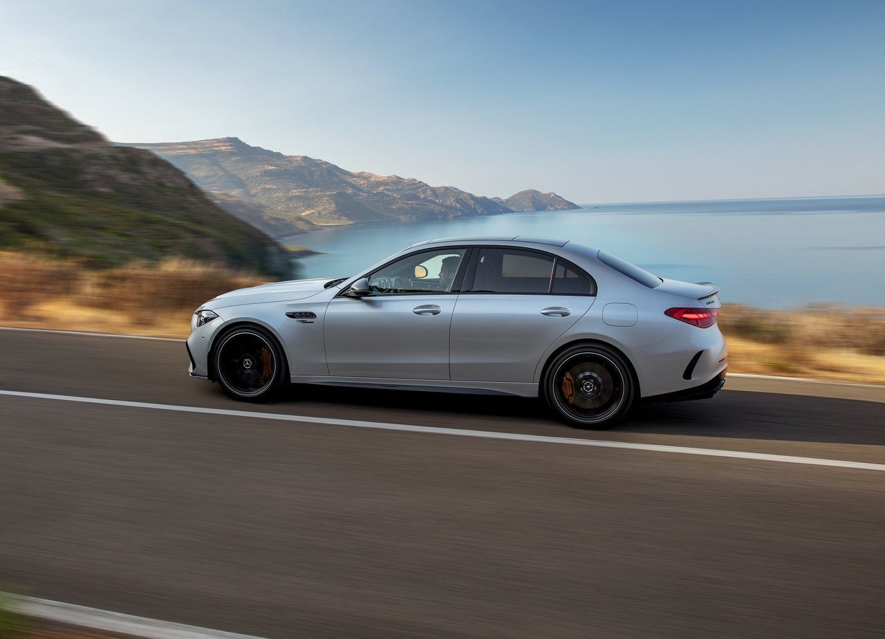 2023 - MERCEDES-AMG C 63 S E PERFORMANCE, foto 36