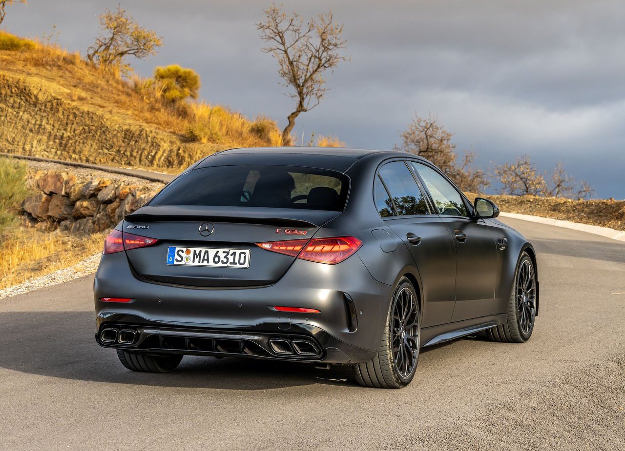 2023 - MERCEDES-AMG C 63 S E PERFORMANCE, foto 38