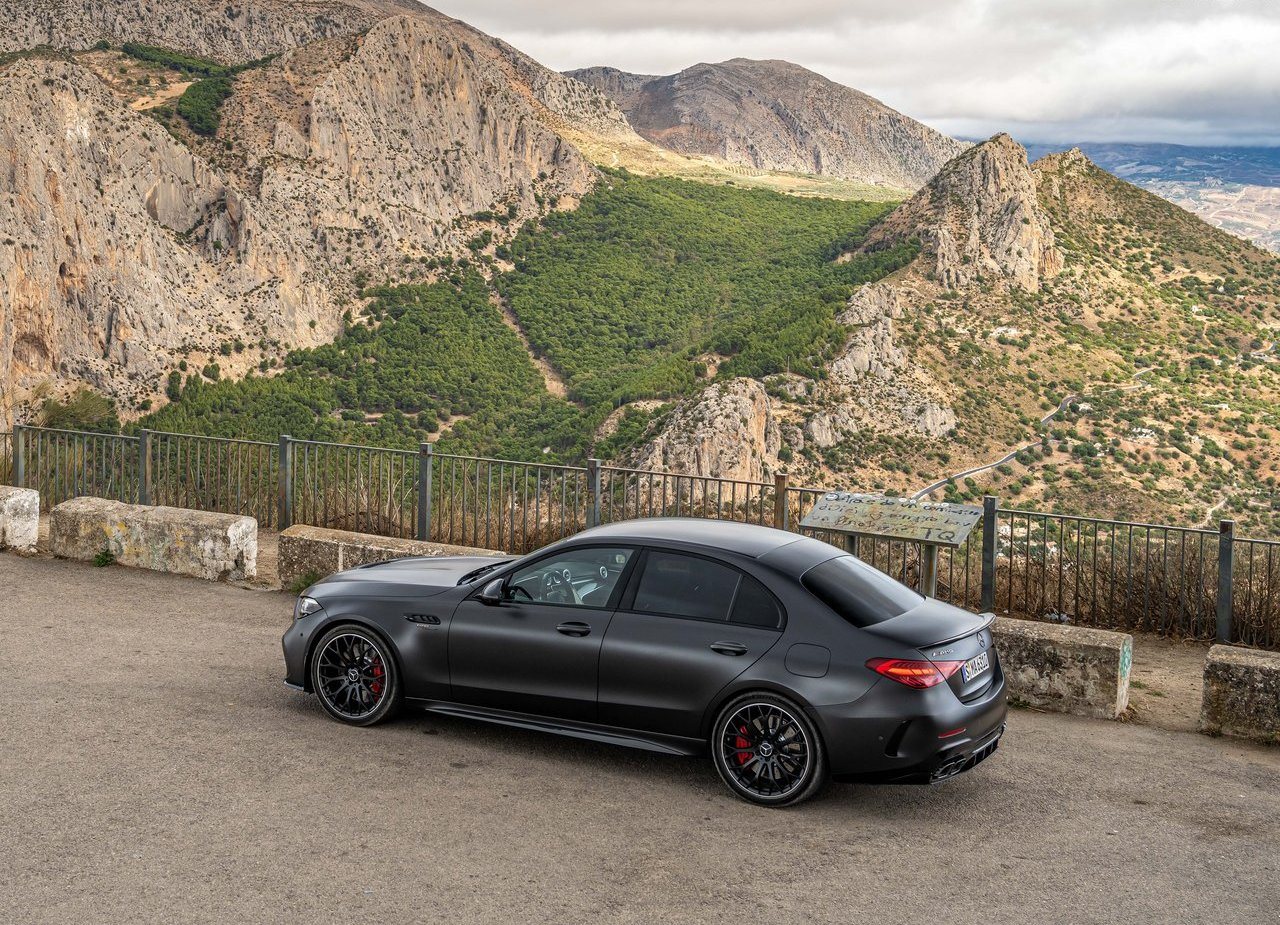 2023 - MERCEDES-AMG C 63 S E PERFORMANCE, foto 39