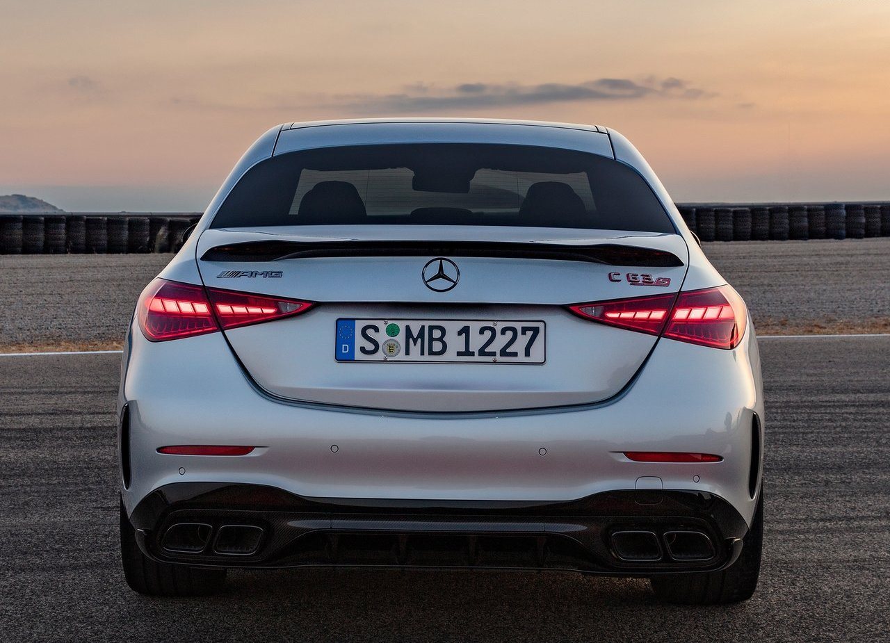 2023 - MERCEDES-AMG C 63 S E PERFORMANCE, foto 63